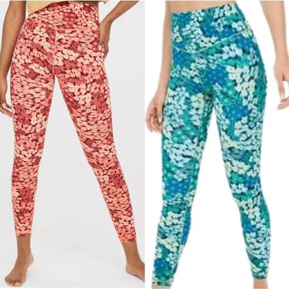 NWT Offline By Aerie Real Me High Waisted Crossover Leggings Bundle Size M - Picture 1 of 7